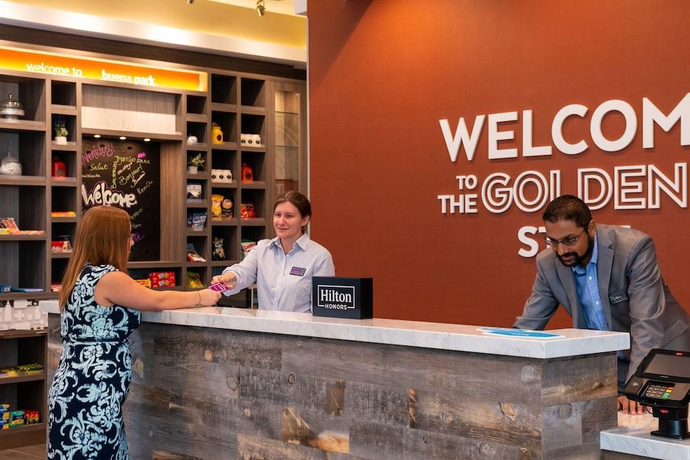 Hampton Inn & Suites Buena Park Eksteriør billede